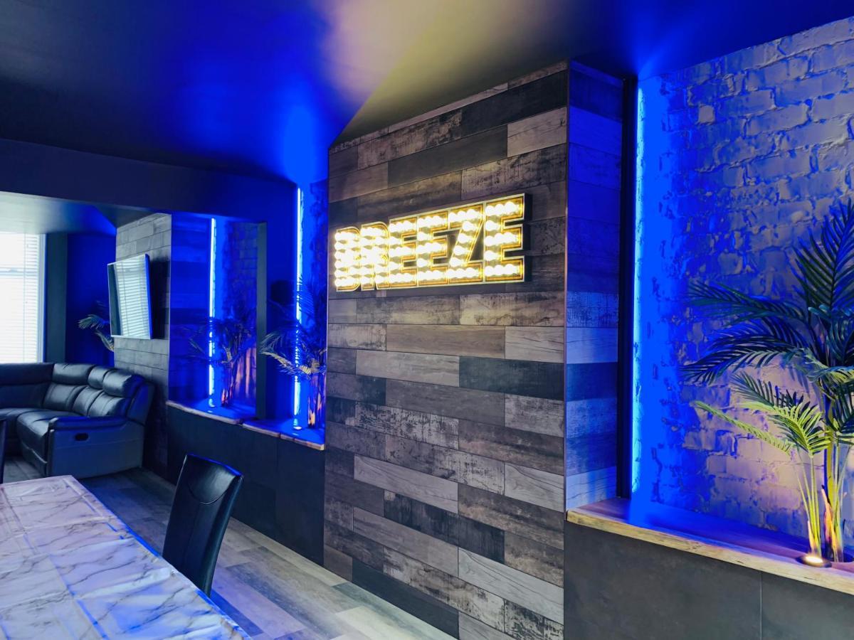 Breeze Suites - Luxury Group Accom - Sleeps 19 Blackpool Exteriör bild